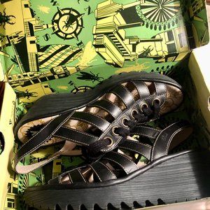 FLY of London Shoes! Size 41 (10 equivalent)